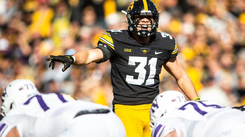 Iowa linebacker Jack Campbell gestures during a game against Northwestern Oct. 29 2022 at Kinnick Stadium in Iowa City Iowa. Syndication Hawkcentral
