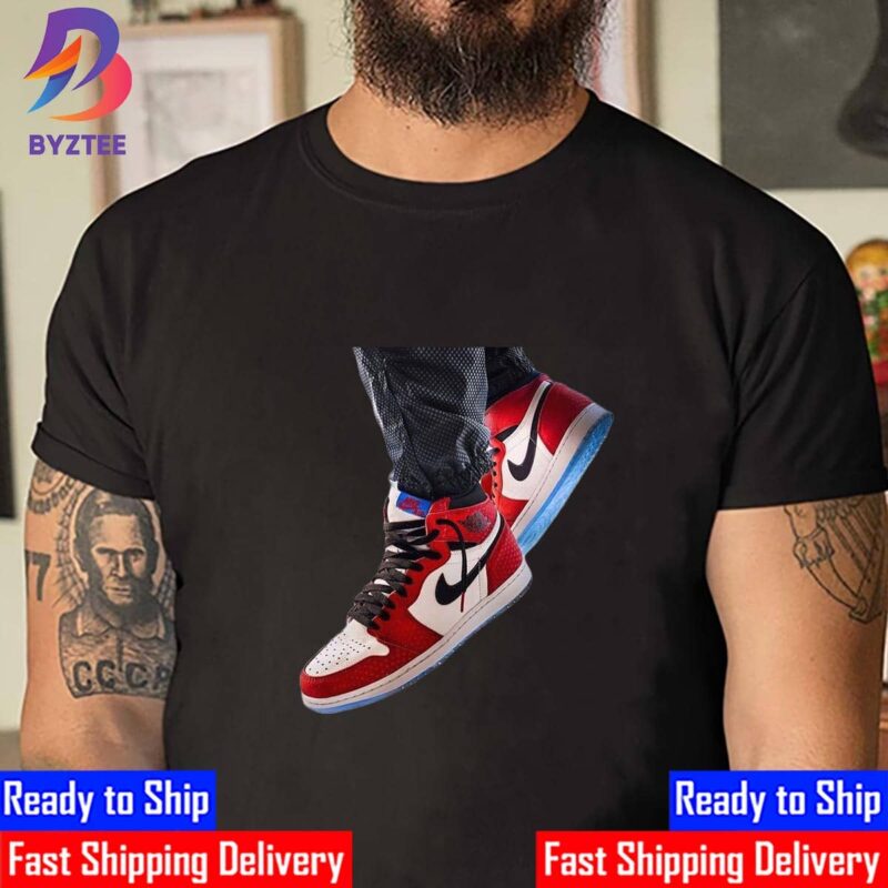 Air Jordan 1 Retro High Spider Man Origin Story Classic T Shirt Byztee