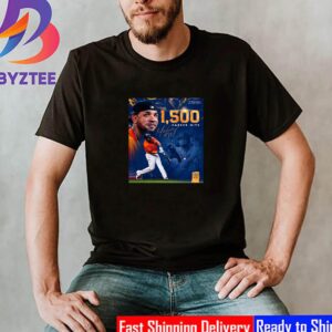 Congratulations To Jose 1500 Career Hits For Houston Astros In MLB Unisex T-Shirt