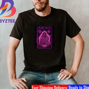 The Lovers In Haunted Mansion Of Disney Poster Unisex T-Shirt