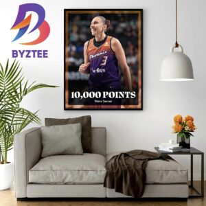 Diana Taurasi Is The First Player In WNBA History To Score 10000 Points In Career Home Decorations Poster Canvas
