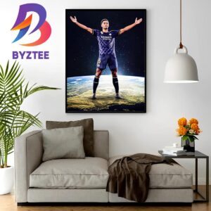 Jude Bellingham Scores 4 Goal In His First 3 Real Madrid Games Wall Decor Poster Canvas