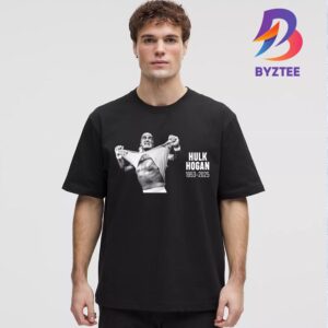 Rest In Peace Hulk Hogan 1953-2025 Dies At 71 Unisex T-Shirt