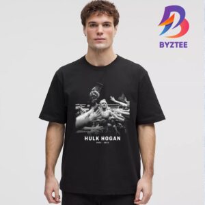 Rest In Peace Hulk Hogan 1953-2025 WWE Hall Of Famer Thank You For The Memories Unisex T-Shirt