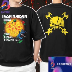 Official Iron Maiden 15th Anniversary Of The Final Frontier Comic Cover Eddie Artwork Unisex T-Shirt