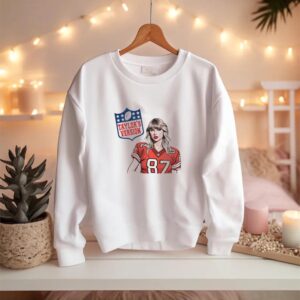 NFL Taylor Swift Kansas City Shirt Go Taylors Boyfriend Unisex T-Shirt