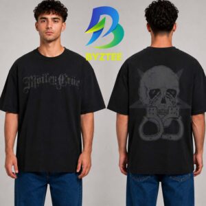 MÖTLEY CRÜE Chained Skull 2026 Unisex T Shirt