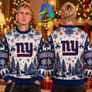 New York Giants NFL 2026 Gift For Fan Christmas Gift For Families Ugly Christmas Sweater